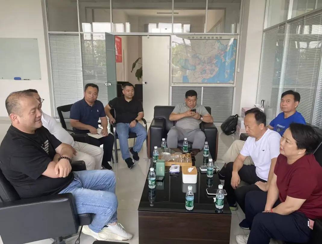 我会秘书长杨添天带队赴内蒙古九田家餐饮管理股份有限公司考察调研